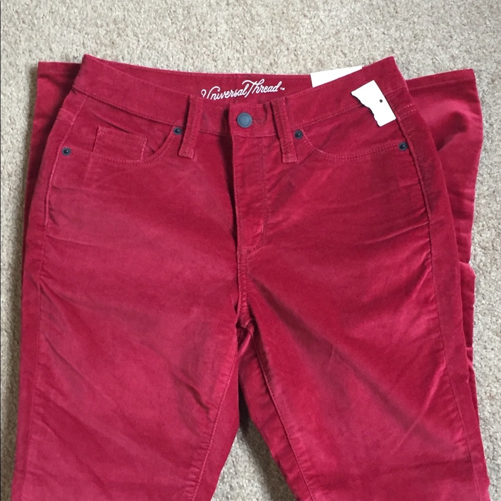 Universal thread size for high rise skinny